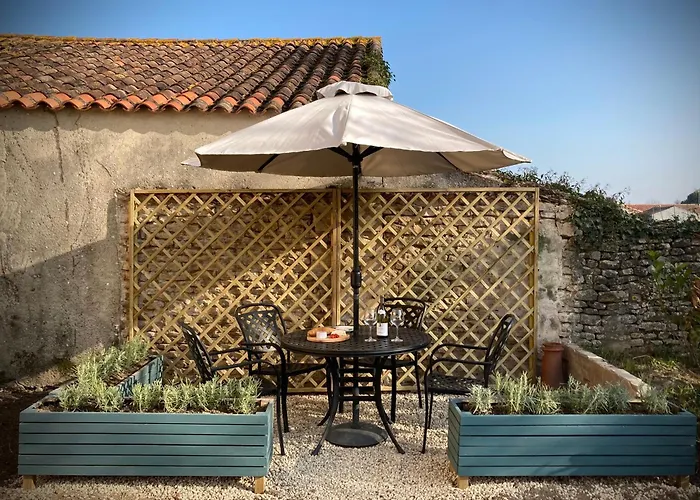 בית נופש Bumblebee Vouillé-les-Marais